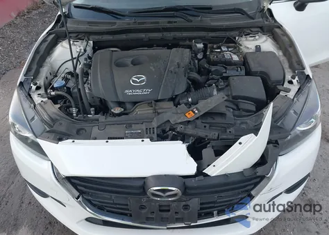 2018 Mazda Mazda3 Touring z USA, uszkodzony, nr VIN 3MZBN1L3XJM200823